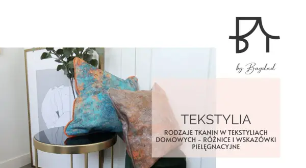 Dekoracyjne poduszki z wzorzystej tkaniny, idealne do salonu. Dowiedz się, pu co to za materiał i jak o niego dbać.